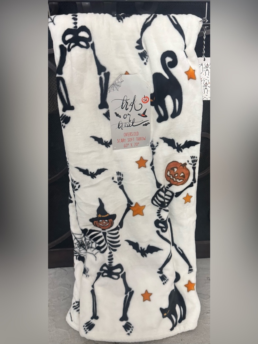 Trick or Treat Halloween Throw Blanket w/Cats Bats Stars Pumpkin Skeletons NWT